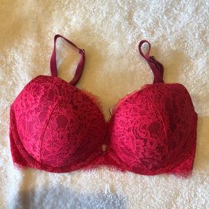 Victoria Secret Dream Angels Push Up - 32DD - Like new condition - $10